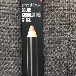 Smashbox Correcting Stick. Look Less Tire